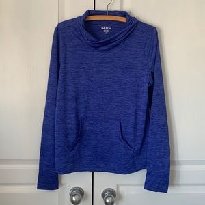 NWOT izod hoodie